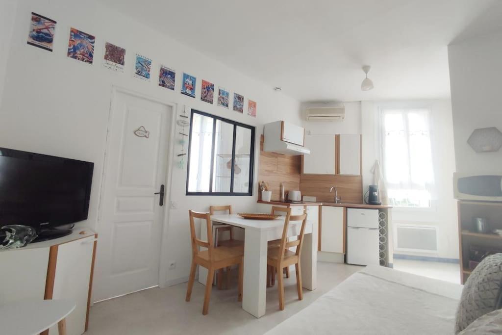 La Coquille Apartment *